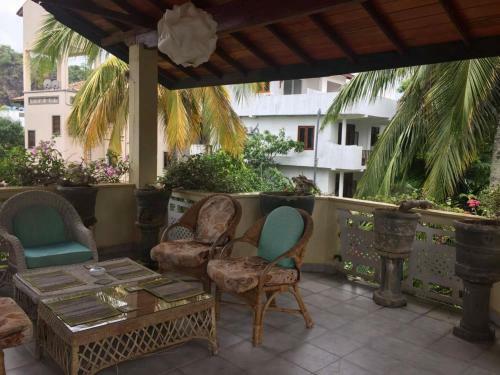 Hostal Palm Grove
