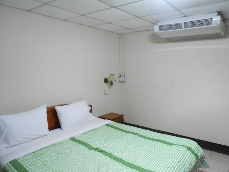 Souvanna Hotel 1