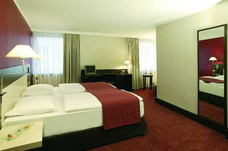 Hotel NH Hamburg Mitte