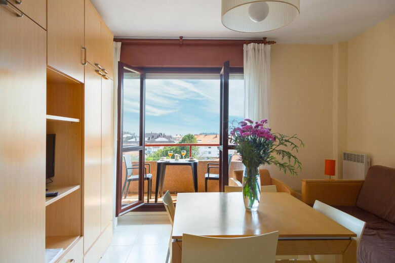 Apartamentos Los Arces De Isla