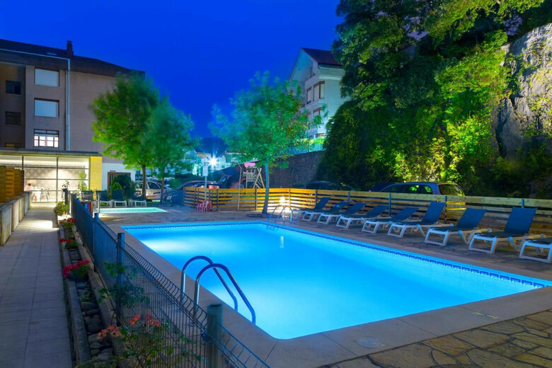 Apartamentos Los Arces De Isla