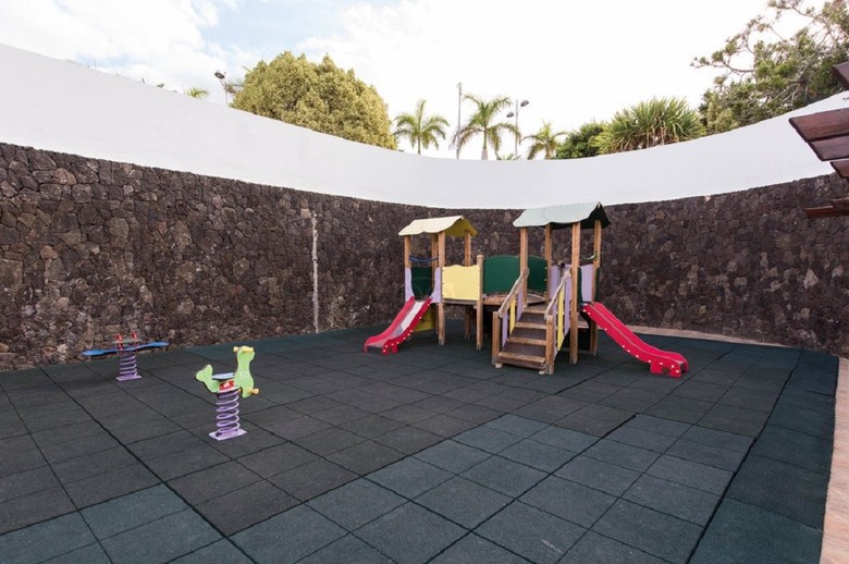 Apartamentos Pueblo Torviscas