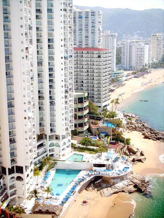 Hotel Las Torres Gemelas Suites&beach Resort