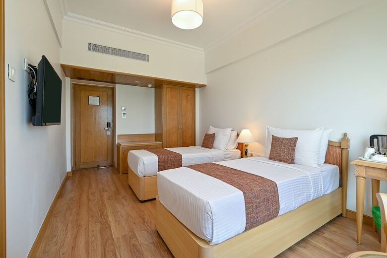 Hotel Fariyas