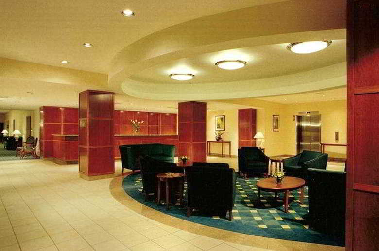 Sandman Hotel Montreal-longueuil