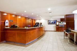 Sandman Hotel Montreal-longueuil