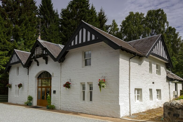 Pine Trees Hotel