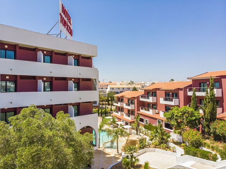 Topazio Mar Beach Hotel & Apartments