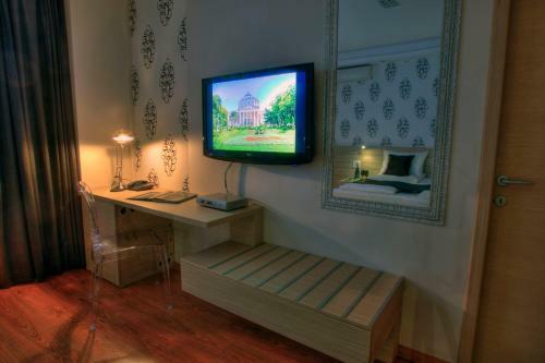 Z Executive Boutique Hotel