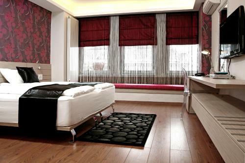 Z Executive Boutique Hotel