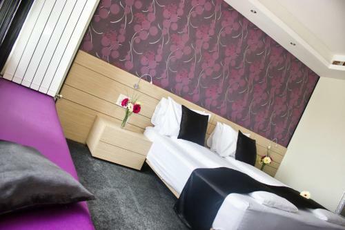 Z Executive Boutique Hotel