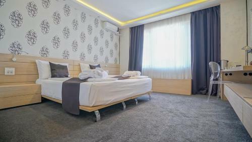 Z Executive Boutique Hotel