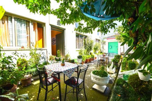 Pemaj Hostel