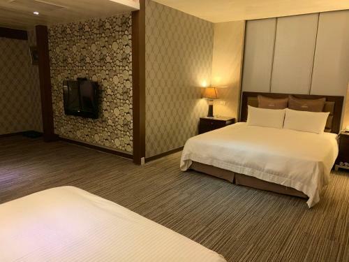 Crystal Business Motel