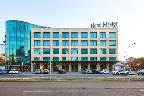 Hotel Master