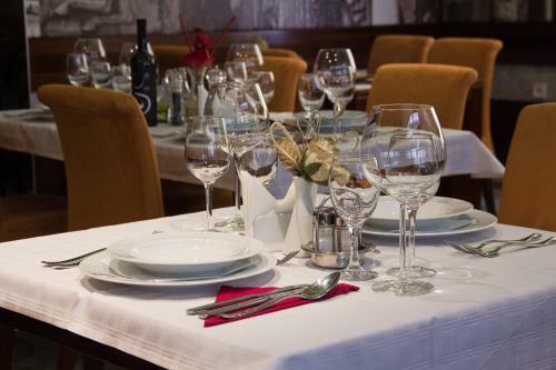 Hotel Atina