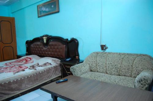 Hotel Viren International
