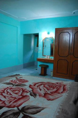 Hotel Viren International