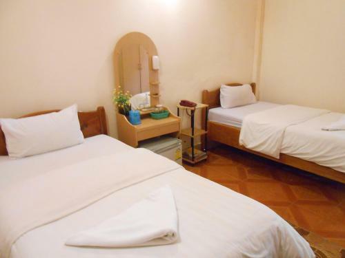 Nakhonesack Hotel 3