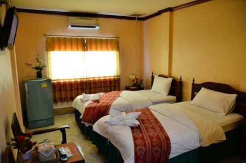 Nakhonesack Hotel 3