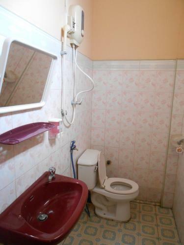 Nakhonesack Hotel 3