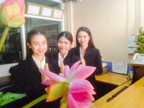 Nakhonesack Hotel 3