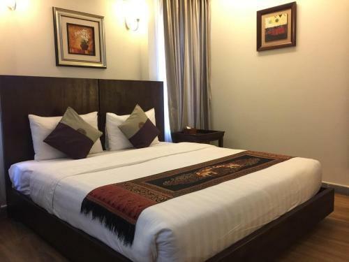 Hotel Holiday Villa Nataya