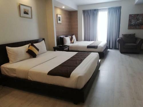 Hotel Holiday Villa Nataya