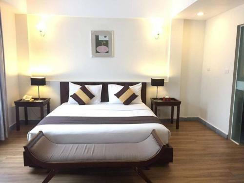 Hotel Holiday Villa Nataya