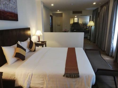 Hotel Holiday Villa Nataya