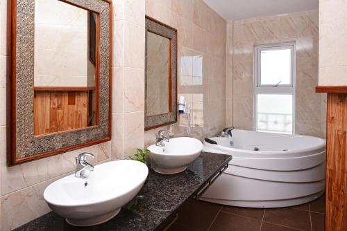 Hotel Holiday Villa Nataya