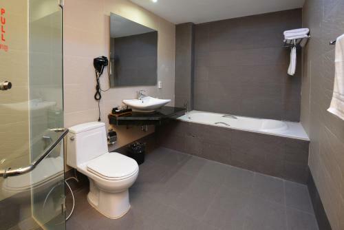 Hotel Holiday Villa Nataya