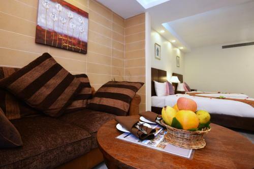 Hotel Holiday Villa Nataya