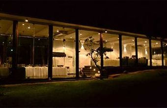 Hotel Thotupola Lakeside Resort