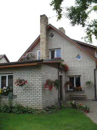 Hostal Pulkvedis Guest House
