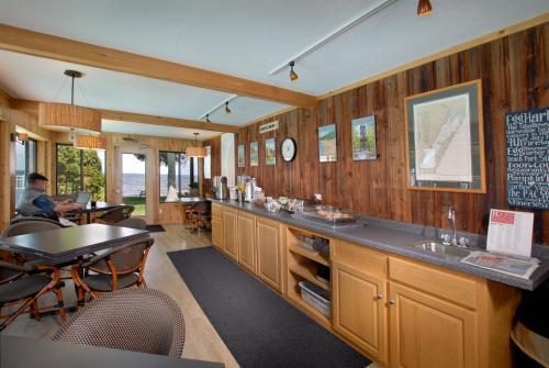 Hotel The Shallows Resort