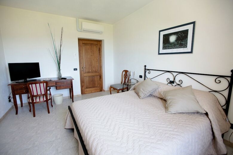 Hostal Agriturismo Podere Acqualoreto