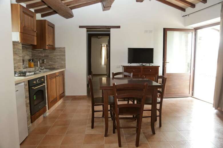 Hostal Agriturismo Podere Acqualoreto