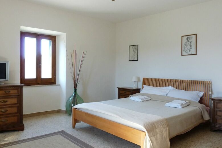 Hostal Agriturismo Podere Acqualoreto