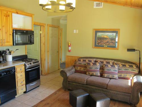 Hotel Convict Lake Resort