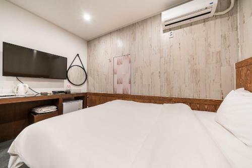 Motel Line Hotel