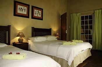 Hotel Hippo Pools Resort