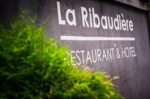 Hotel H�tel Restaurant La Ribaudi�re