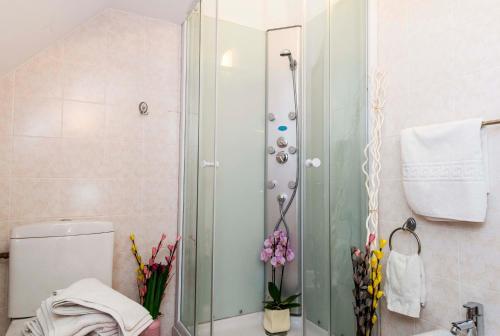 9 Suites Aparthotel