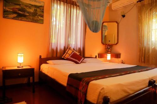 Holiday Nest Bed & Breakfast