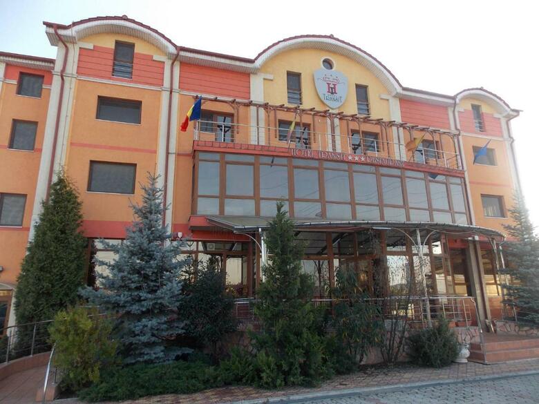 Hotel Transit