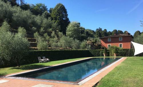 Hostal Villa La Flora