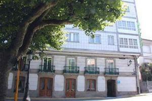La Noyesa Hotel