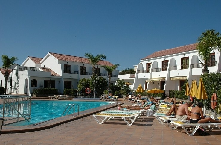 Apartamentos Bungalows Grimanesa