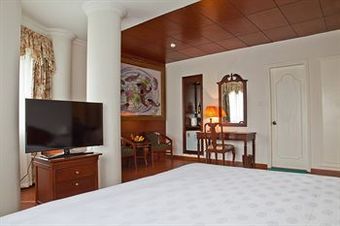 Green Park Hotel